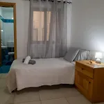 Διαμέρισμα Grand Seaside Apartment, 3 Bedrooms - 4 Bathrooms *