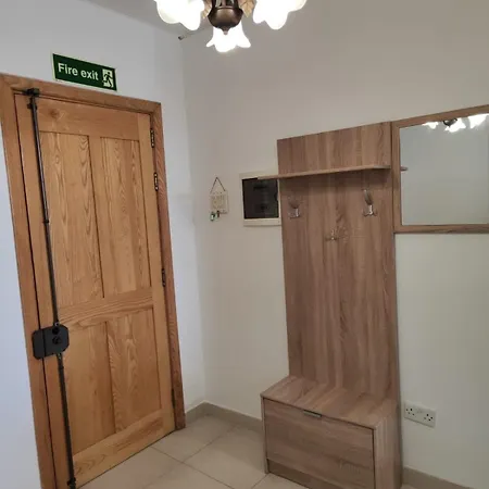 דירה Grand Seaside Apartment, 3 Bedrooms - 4 Bathrooms *