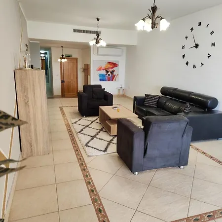 Appartement Grand Seaside Apartment, 3 Bedrooms - 4 Bathrooms