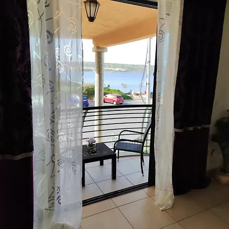 Grand Seaside Apartment, 3 Bedrooms - 4 Bathrooms * Is-Sellum